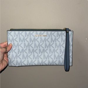 Michael Kors Wristlet